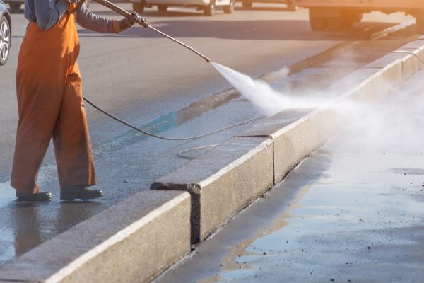 Commercial Concrete Cleaning in Sterling