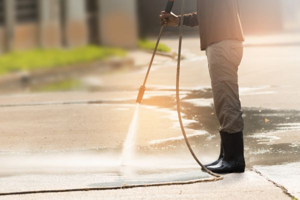 Cost of Residential Concrete Cleaning in Sterling