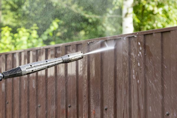 Vinyl Fence Cleaning in Sterling