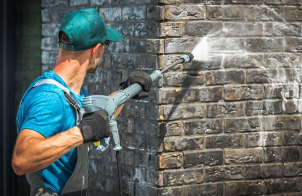 Cost of Brick House Washing in Sterling